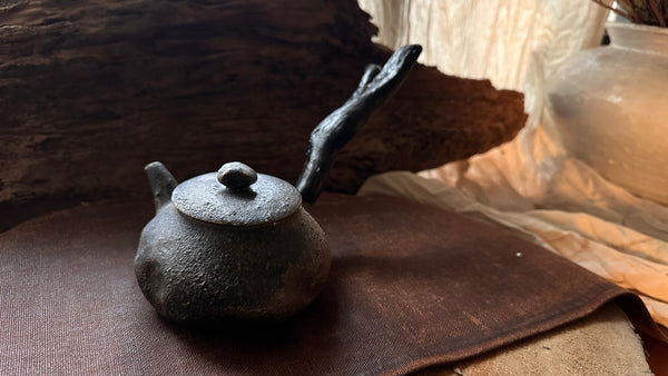 Wood fired teapot around 350ml (serves 5-7people)3-1