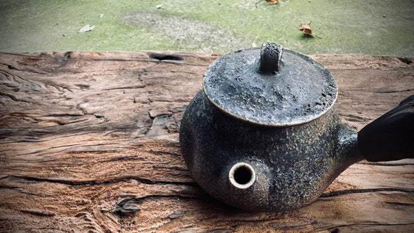 Wood fired teapot |around 250.| 2-2