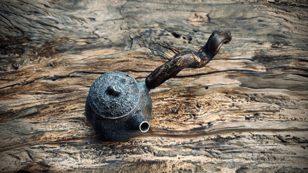 Wood fired teapot |around 250.| 2-5