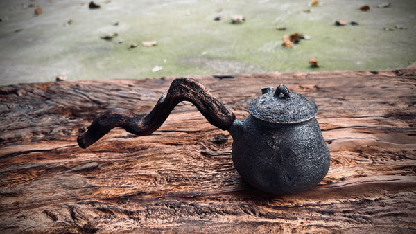 Wood fired teapot |around 250.| 2-5