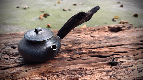 Wood fired teapot |around 250.| 2-6