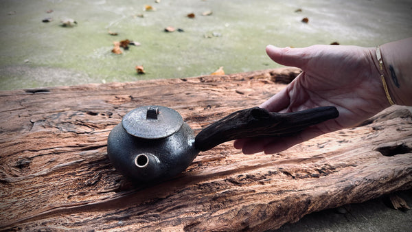 Wood fired teapot |around 250.| 2-6