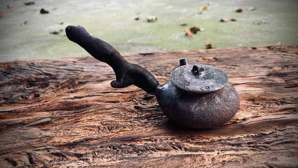 Wood fired teapot |around 250.| 2-7