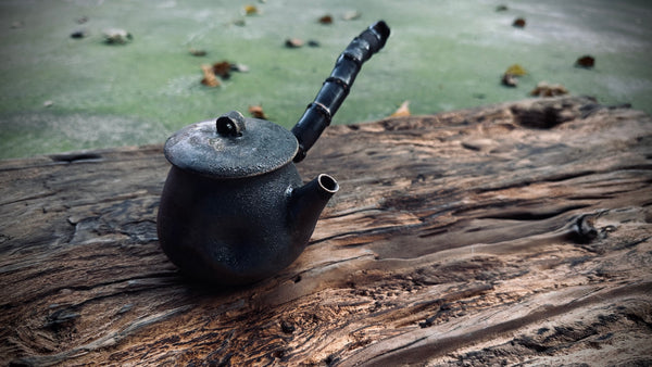 Wood fired teapot |around 250.| 2-11