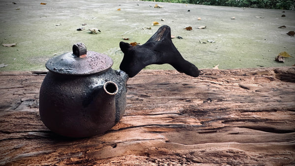 Wood fired teapot |around 250.| 2-12