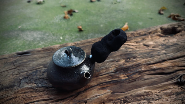 Wood fired teapot |around 250.| 2-15