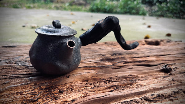 Wood fired teapot |around 250.| 2-18