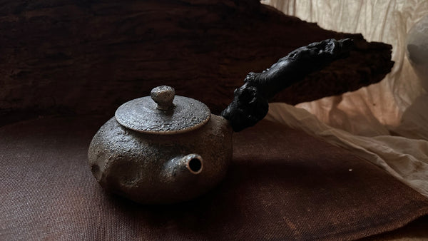 Wood fired teapot around 350ml (serves 5-7people) 3-5
