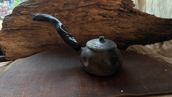 Wood fired teapot around 350ml (serves 5-7people) 3-9