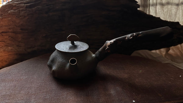 Wood fired teapot around 350ml (serves 5-7people) 3-12