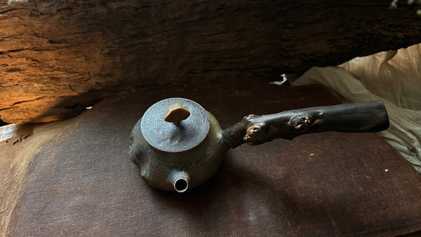 Wood fired teapot around 350ml (serves 5-7people) 3-12