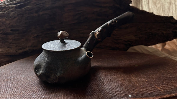 Wood fired teapot around 350ml (serves 5-7people) 3-12