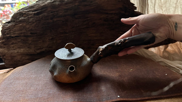 Wood fired teapot around 350ml (serves 5-7people) 3-12