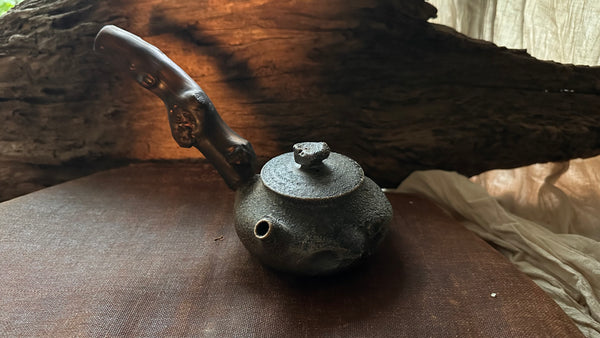 Wood fired teapot around 350ml (serves 5-7people) lefty 1