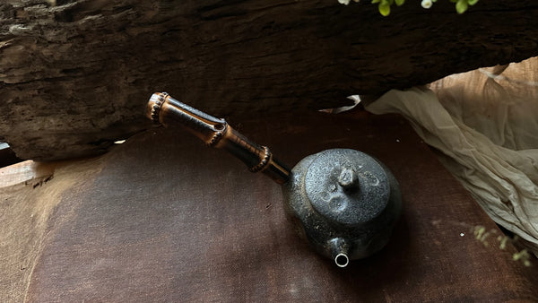 Wood fired teapot around 350ml (serves 5-7people) lefty 2