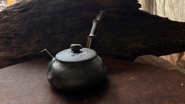 Wood fired teapot around 350ml (serves 5-7people) lefty 2