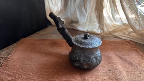 Wood fired teapot |around 250.| 2-21