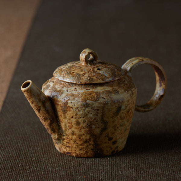 Nature ash teapot